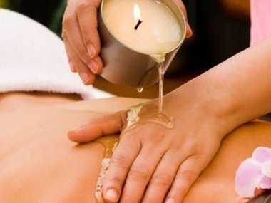 Candella masáž aroma svíčkou - teplá procedura